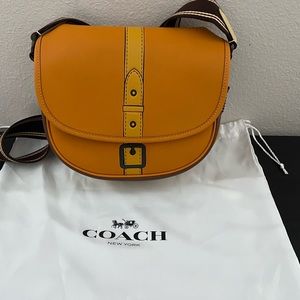 NWOT Coach Hitch Crossbody Bag With Trompe L'oeil